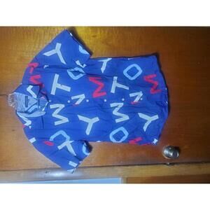 *SOLD* Men’s Blue/White/Red Tommy Hilfiger Collard Short Sleeve Top Size Medium